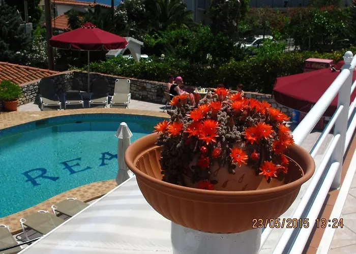 Rea Apart-hotel Megali Ammos (Skiathos)