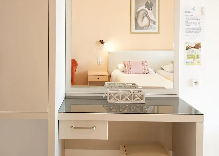 Rea Apart-hotel Megali Ammos (Skiathos)