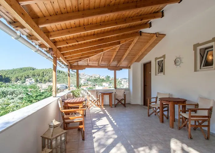 Rea 2* Megali Ammos (Skiathos)