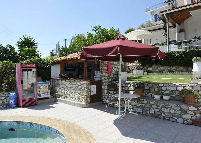 Rea 2* Megali Ammos (Skiathos)